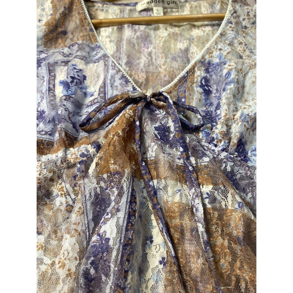 Madden Girl Blue Floral Lace Sheer V-Neck Tie Front Handkerchief Hem Top L NWT - Picture 10 of 11